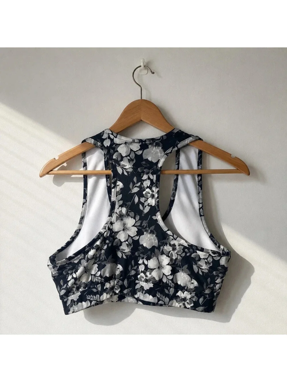 Starting Point Floral Racerback Sports Bra XL Black White Medium Support